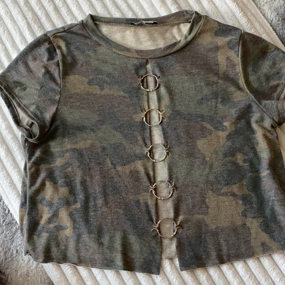 Crop top